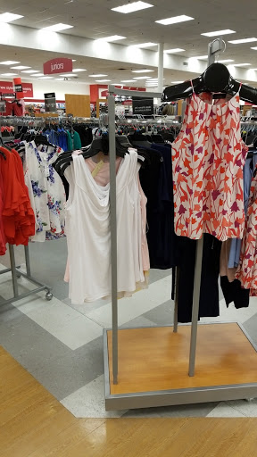 Department Store «T.J. Maxx», reviews and photos, 444 State Rd, North Dartmouth, MA 02747, USA