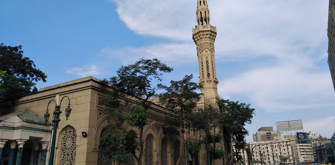 Masjid Omar Makram
