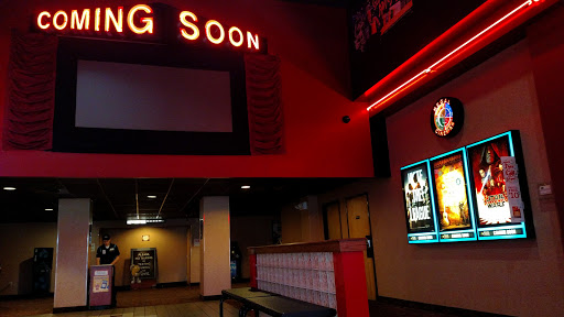 Movie Theater «Regal Cinemas Interstate Park 18», reviews and photos, 1089 Interstate Pkwy, Akron, OH 44312, USA