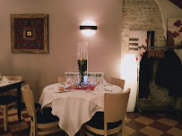 Atmosphère du Restaurant français Le Sully à Baugy - n°2