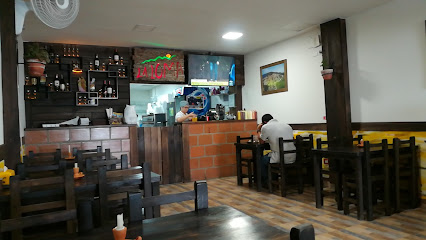 La Loma Restaurante - Cl. 6 #9-37, Belén de Umbría, Risaralda, Colombia