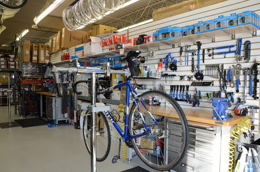 Bicycle Store «BOI Bicycle Outfitters Indy», reviews and photos, 1309 South High School Road, Indianapolis, IN 46241, USA
