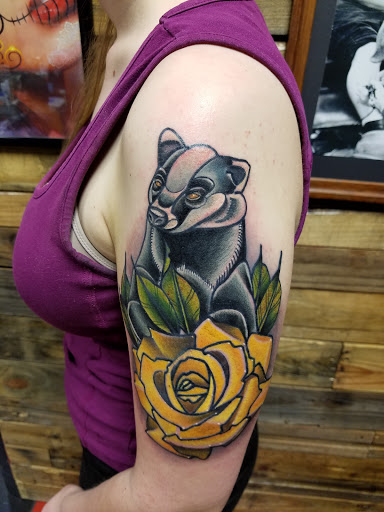 Tattoo Shop «Atomic Tattoos», reviews and photos, 2405 Florida Ave S, Lakeland, FL 33803, USA