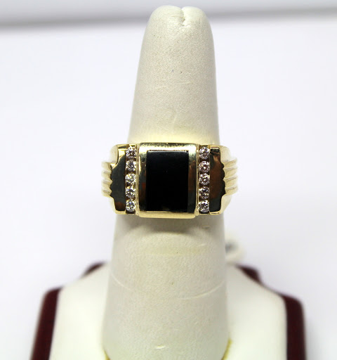 Pawn Shop «HOCK IT TO ME PAWN , TREASURE FINDERS INC.», reviews and photos, 5447 N State Rd 7, Tamarac, FL 33319, USA