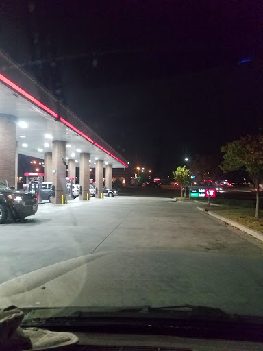 Gas Station «QuikTrip», reviews and photos, 2012 S Goliad St, Rockwall, TX 75087, USA