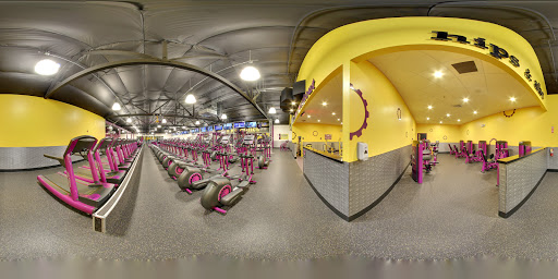 Planet Fitness image