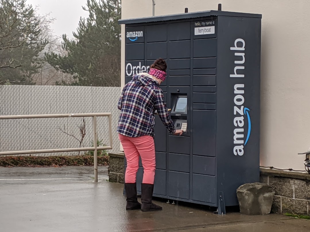 Amazon Hub Locker - Ferryboat