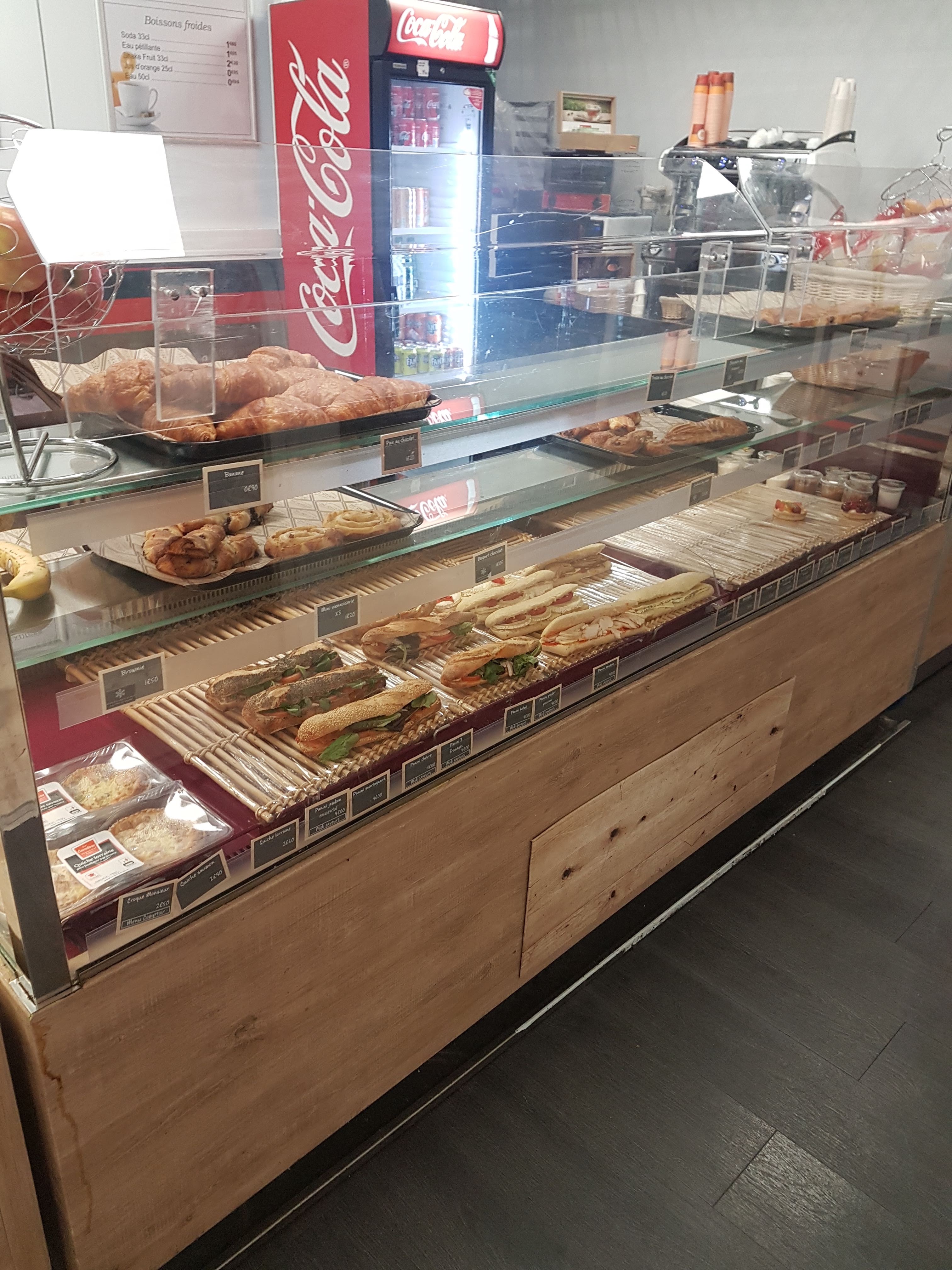 Photo n° 9 de l'avis de Georgios.a fait le 15/06/2018 à 16:19