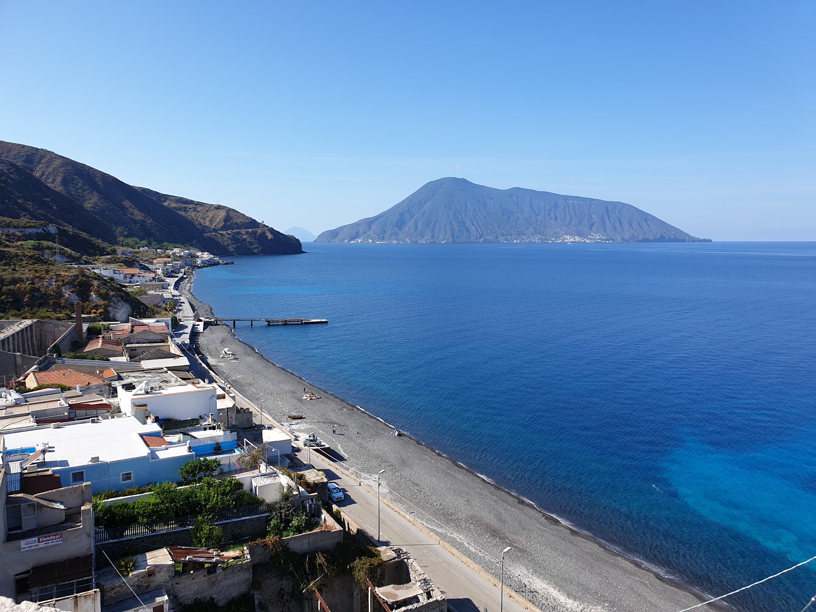 Photo of Aquacalda beach II with gray pebble surface