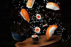 Sanzoku-Sushi image