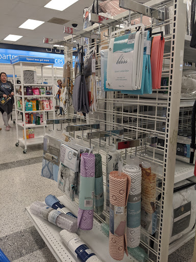 Clothing Store «Ross Dress for Less», reviews and photos, 2604 W Loop 340, Waco, TX 76711, USA