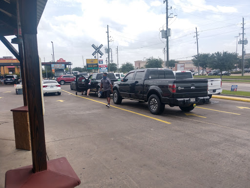 Car Wash «Cypress Station Carwash & Lube», reviews and photos, 17322 Spring Cypress Rd, Cypress, TX 77429, USA