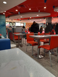 Atmosphère du Restauration rapide McDonald's Talence - McDrive 7h 1h - n°20
