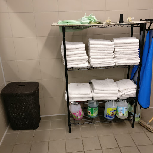 Pet Supply Store «Pet Supplies Plus», reviews and photos, 803 Hillcrest Rd, Mobile, AL 36695, USA