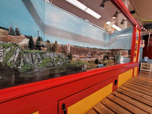 Furniture Store «The Old Cannery Furniture Warehouse», reviews and photos, 13608 Valley Ave E, Sumner, WA 98390, USA