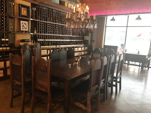 Wine Store «Wine Shoe», reviews and photos, 339 Nelson St SW, Atlanta, GA 30313, USA