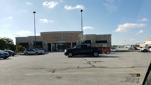 Book Store «Barnes & Noble», reviews and photos, 3055 S Glenstone Ave, Springfield, MO 65804, USA