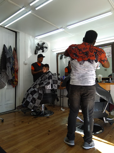 Dominican Flow Barbershop 2 - San Bernardo