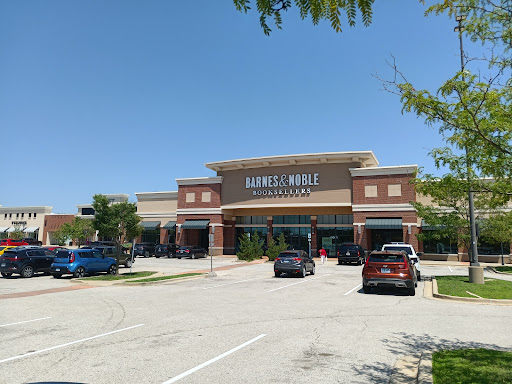 Book Store «Barnes & Noble», reviews and photos, 6510 N Illinois St, Fairview Heights, IL 62208, USA