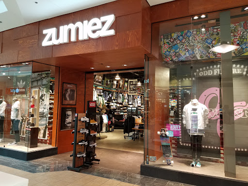 Zumiez, 6700 Douglas Blvd #1110, Douglasville, GA 30135, USA, 