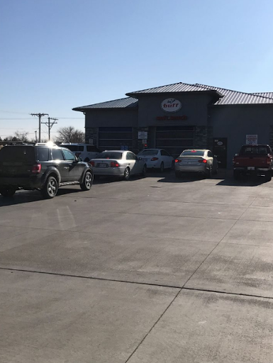 Buff Car Wash en Hays