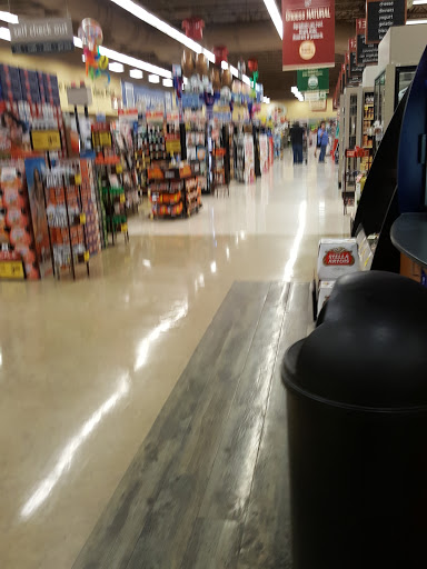 Grocery Store «Tom Thumb», reviews and photos, 612 Grapevine Hwy, Hurst, TX 76054, USA