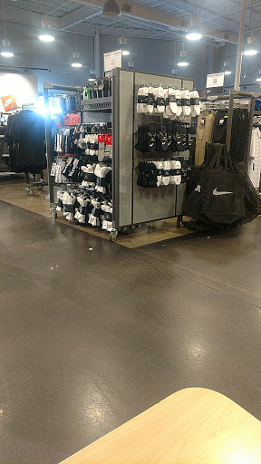 Clothing Store «Nike Factory Store», reviews and photos, 201 Boardwalk Blvd, Bossier City, LA 71111, USA