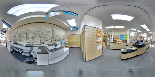 Shipping and Mailing Service «The UPS Store», reviews and photos, 276 E Deerpath Rd, Lake Forest, IL 60045, USA