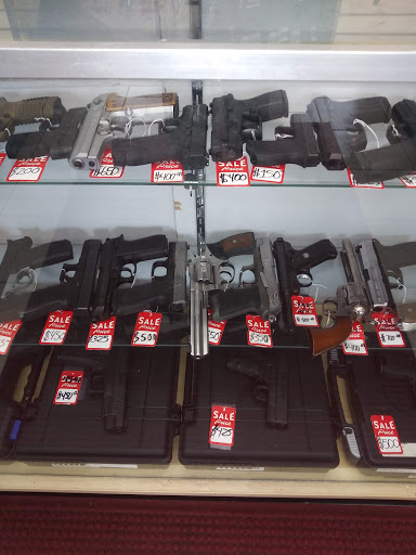 Pawn Shop «East Tampa Pawn and Gun», reviews and photos, 4505 E Hillsborough Ave, Tampa, FL 33610, USA