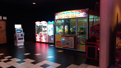 Movie Theater «Regal Cinemas Warrington Crossing 22 & IMAX», reviews and photos, 140 Easton Rd, Warrington, PA 18976, USA