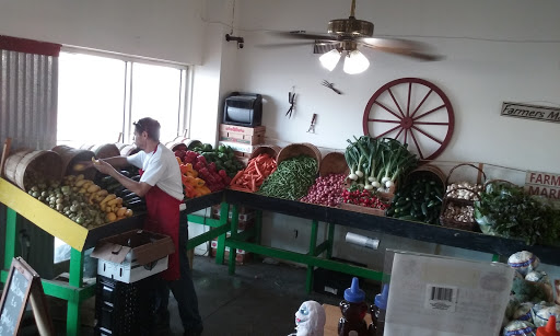 Produce Market «Marketplace Produce», reviews and photos, 11403 Seminole Blvd, Largo, FL 33778, USA