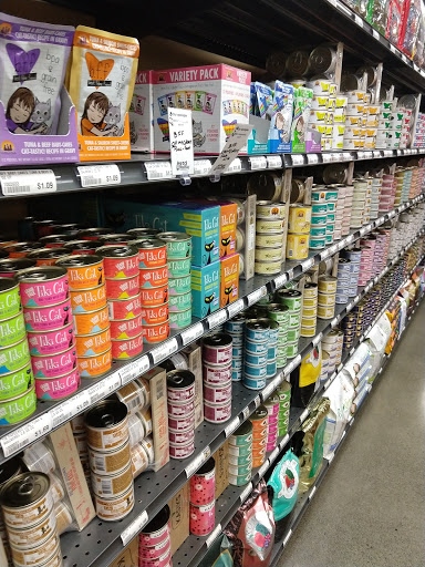 Pet Supply Store «Mud Bay», reviews and photos, 2100 SE 164th Ave, Vancouver, WA 98683, USA