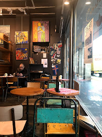 Atmosphère du Restaurant Aux Arts Etc... Café Galerie d'art à Paris - n°11