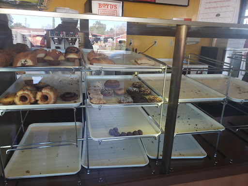Donut Shop «Donut Queen», reviews and photos, 904 Alamo Dr, Vacaville, CA 95688, USA