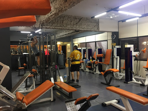 GIMNASIO SANDOW - Fitness, Musculación, Boxeo, Taekwondo y Zumba en Cornellà de Llobregat, Barcelona