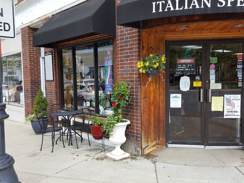 Tutto Wellesley 02482