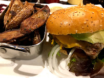 Hamburger du Restaurant halal Alambra Steak House Halal à Stains - n°12