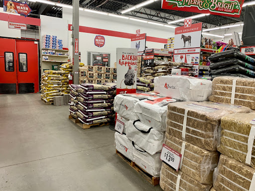 Home Improvement Store «Tractor Supply Co.», reviews and photos, 10801 Colonel Glenn Rd, Little Rock, AR 72204, USA