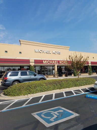 Shopping Mall «Silver Sands Premium Outlets», reviews and photos, 10562 Emerald Coast Pkwy W, Miramar Beach, FL 32550, USA