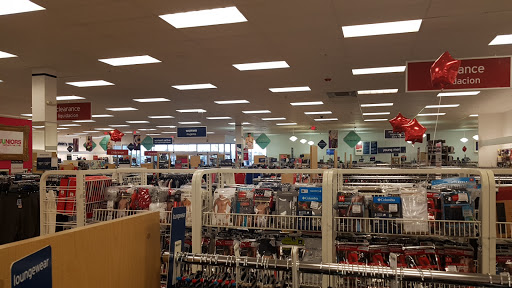 Department Store «Marshalls & HomeGoods», reviews and photos, 731 Centerview Blvd, Kissimmee, FL 34741, USA