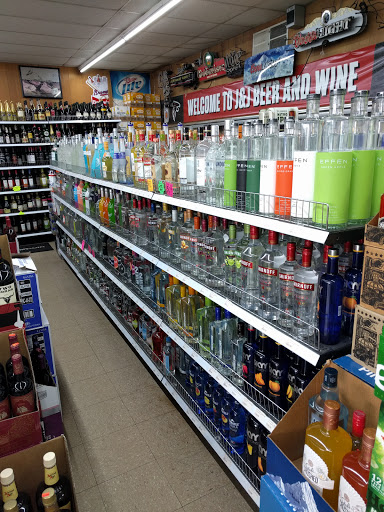 Liquor Store «J & J Package Store», reviews and photos, 3408 Wesley Chapel Rd, Decatur, GA 30034, USA