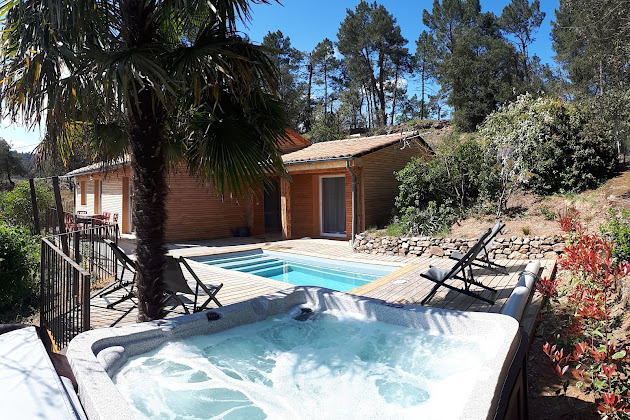 Équipements Lodge Gites Les Chalets du Boucillon 07360 Les Ollières-sur-Eyrieux