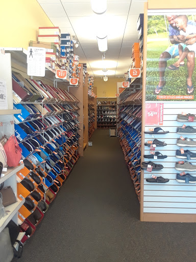 Shoe Store «Payless ShoeSource», reviews and photos, 700 W 15th St, Plano, TX 75075, USA