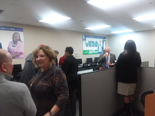 Thrift Store «Goodwill Industries McHenry», reviews and photos, 2006 N Richmond Rd, McHenry, IL 60051, USA