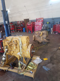 L & W Truck Repair - Photo 4 - Car repair in Clarksville, TN, Clarksville