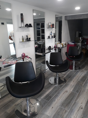 Opinii despre F&F Hair Studio în <nil> - Coafor