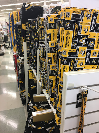 Fabric Store «Jo-Ann Fabrics and Crafts», reviews and photos, 1600 Greengate Center Cir, Greensburg, PA 15601, USA