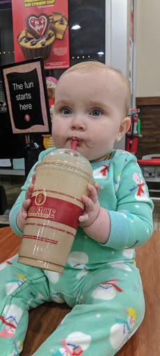 Ice Cream Shop «Cold Stone Creamery», reviews and photos, 1044 NW Civic Dr k, Gresham, OR 97030, USA