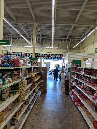 Dollar Store «Dollar Tree», reviews and photos, 306 U.S. 9, Woodbridge, NJ 07095, USA