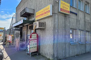 Björken Sushi & wok image